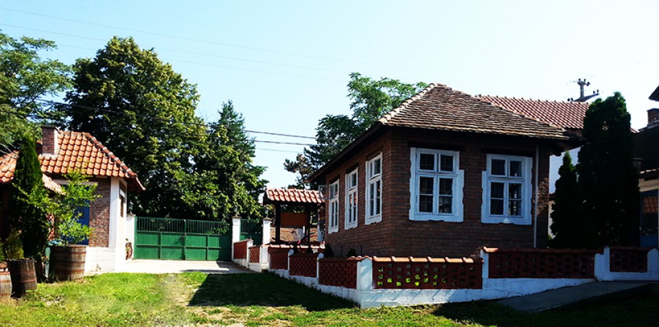 Staracki dom Vozdovac